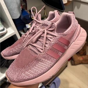 Adidas Swift Run Women's Rose Pink Knit Sneakers